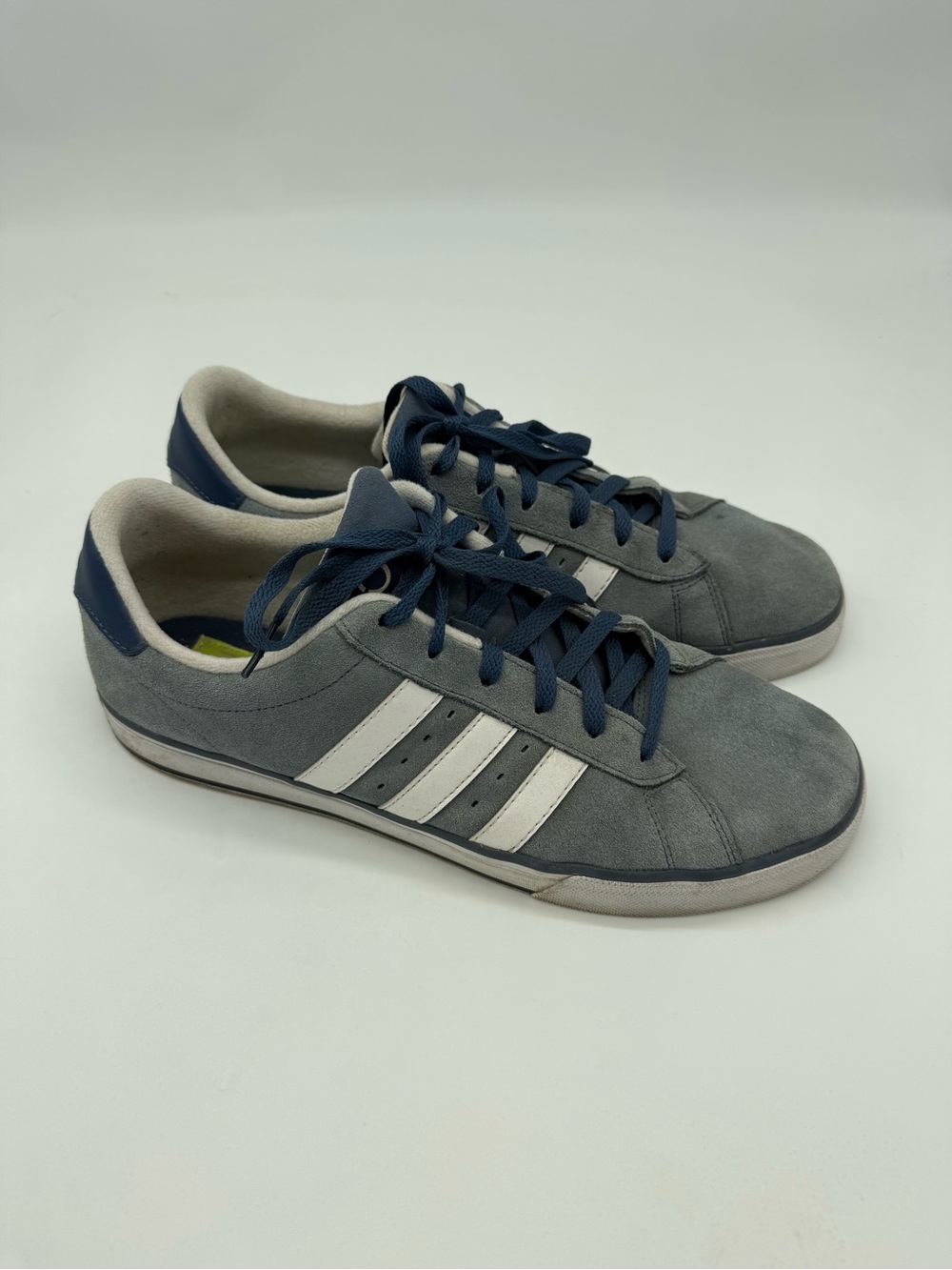 Adidas Neo SE Daily Vulc Sneakers Gray Suede White Navy Mens Size 12